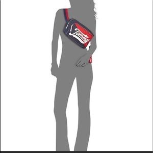 Tommy Hilfiger Retro Fanny Convertible Belt Bag